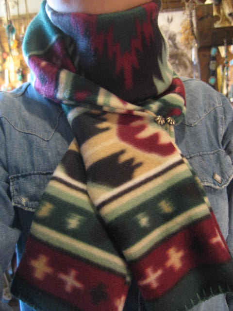 画像: Fleece Muffler with concha