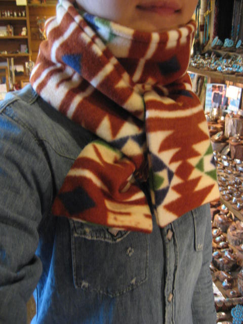 画像: Fleece Muffler